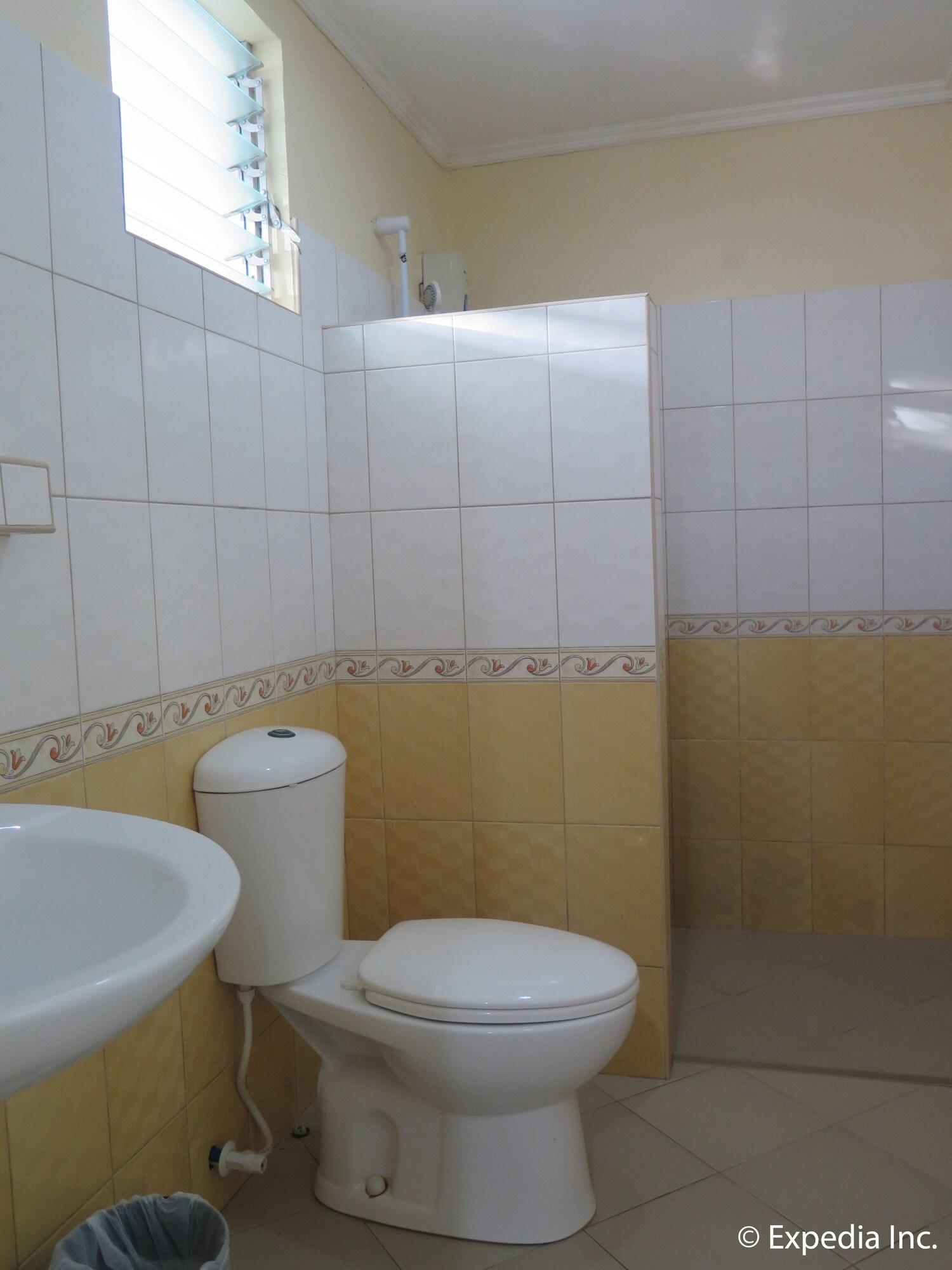 Villa Del Pueblo Inn Панглао Екстериор снимка