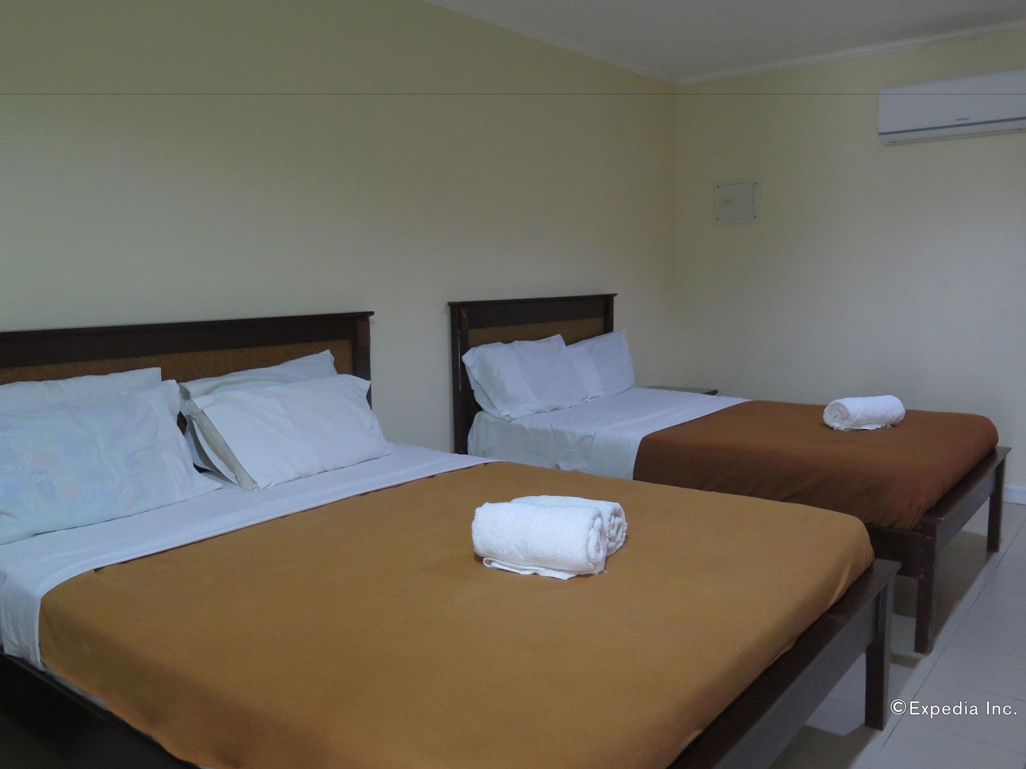 Villa Del Pueblo Inn Панглао Екстериор снимка
