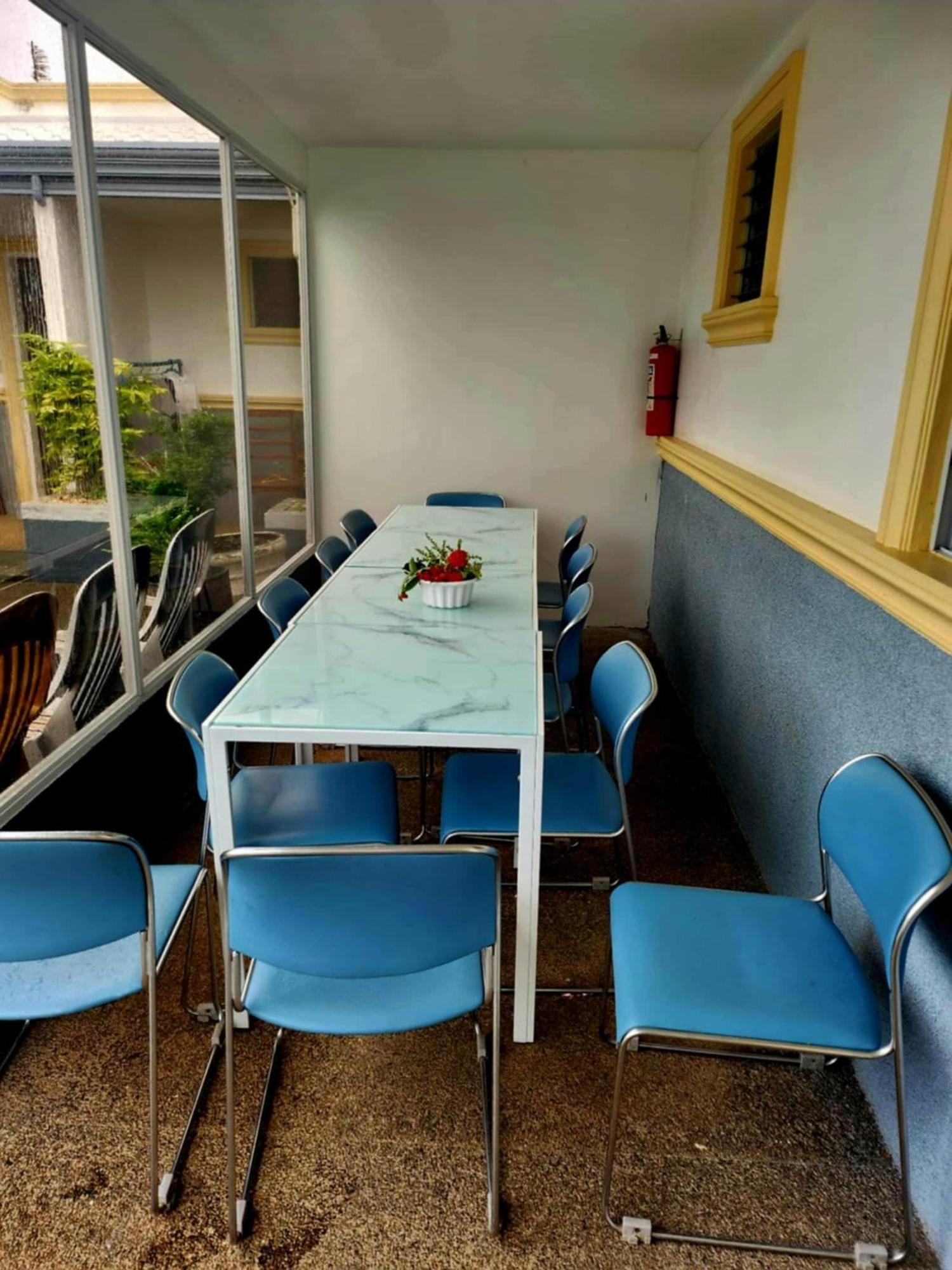 Villa Del Pueblo Inn Панглао Екстериор снимка