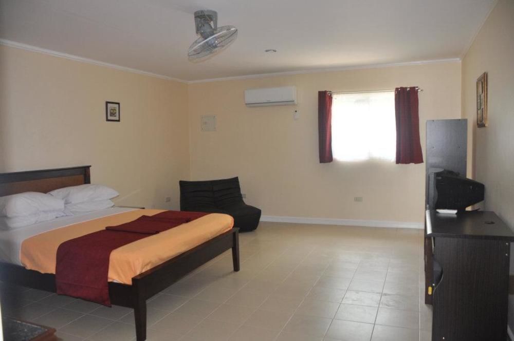Villa Del Pueblo Inn Панглао Екстериор снимка